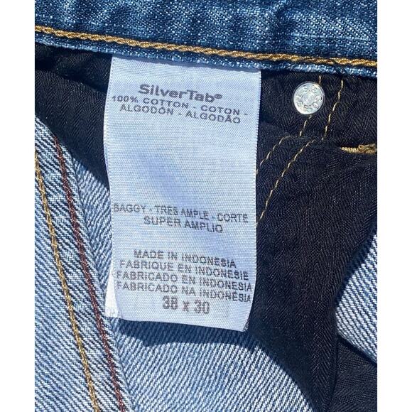 Vintage Y2K Levi’s SilverTab Baggy Fit Light Wash Blue Jeans Men’s 38x30 - Picture 11 of 11